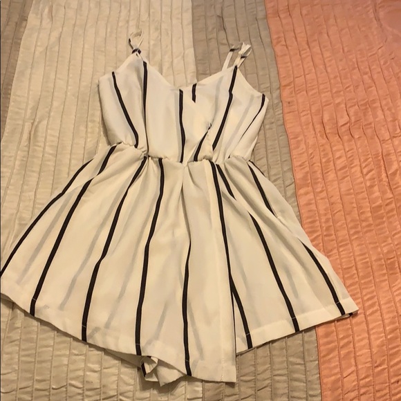 Romper - Picture 1 of 1